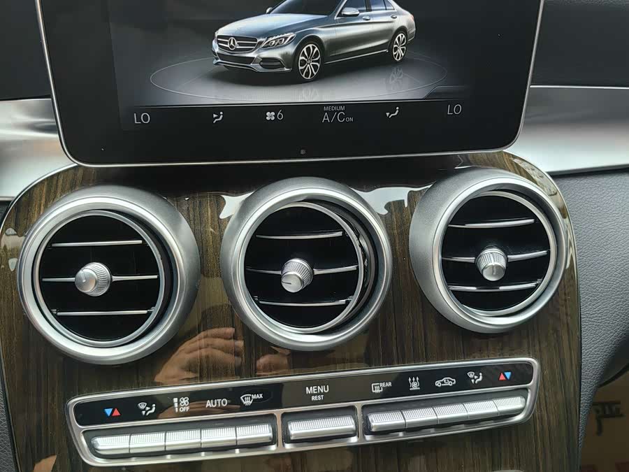 Mercedes-Benz C Class New Energy 2017 car image #38