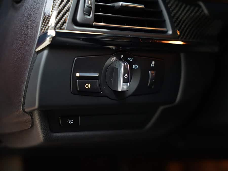 BMW M6 2016 car image #38