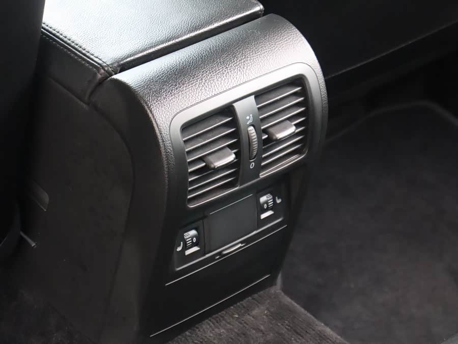 大众 Passat 2011 汽车图片 #38