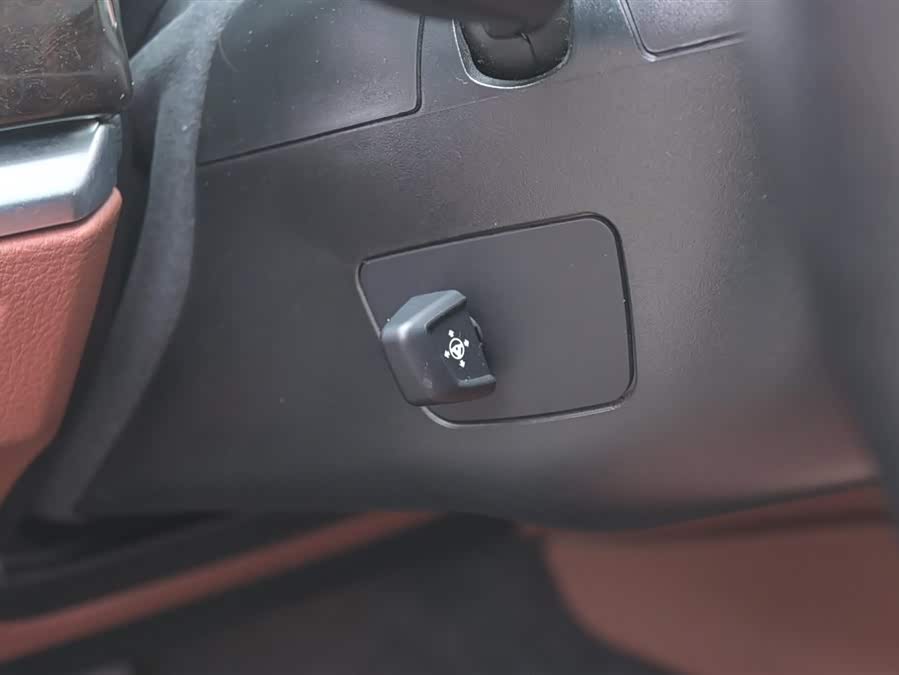 BMW 5 Series GT 2016 #38 BMW 5 Series GT 2016 صورة سيارة #38