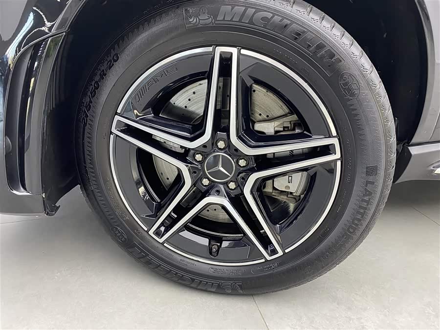 Mercedes-Benz GLE AMG 2021 immagine di auto #38