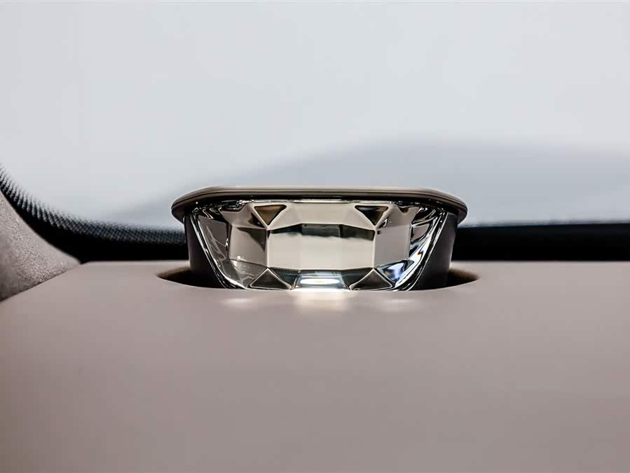 Denza N9 2025 imagen de coche #38