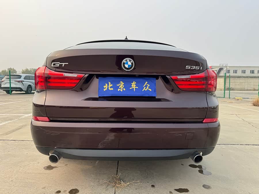 BMW 5 Series GT 2016 #38 BMW 5 Series GT 2016 immagine di auto #38