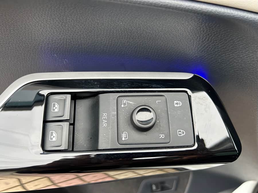 Volkswagen ID.6 Crozz 2022 car image #38