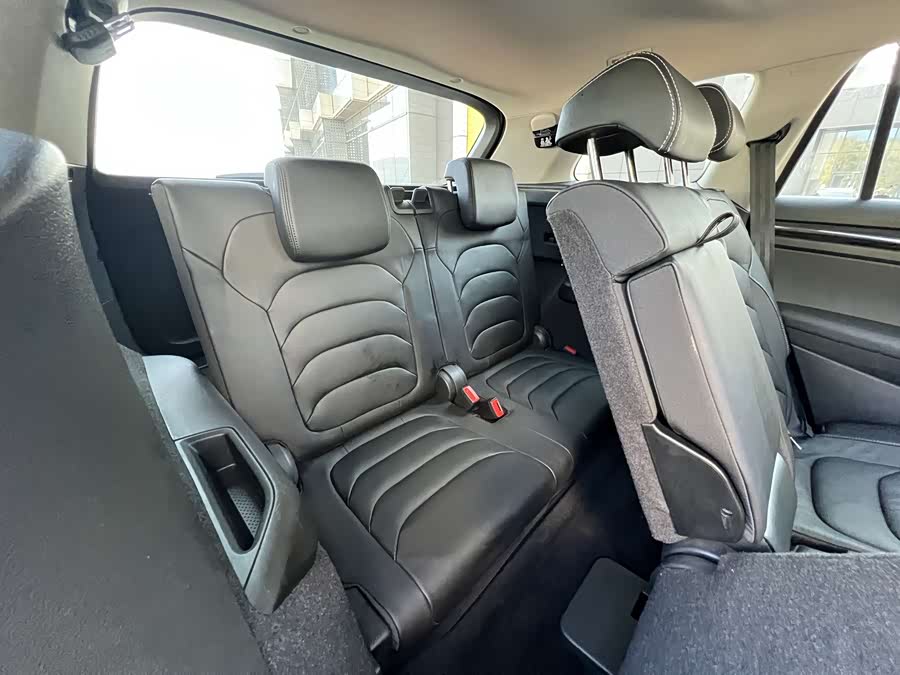 Skoda Kodiaq 2017 #38 Skoda Kodiaq 2017 car image #38