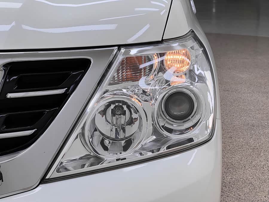 日产 途乐 2018 汽车图片 #38