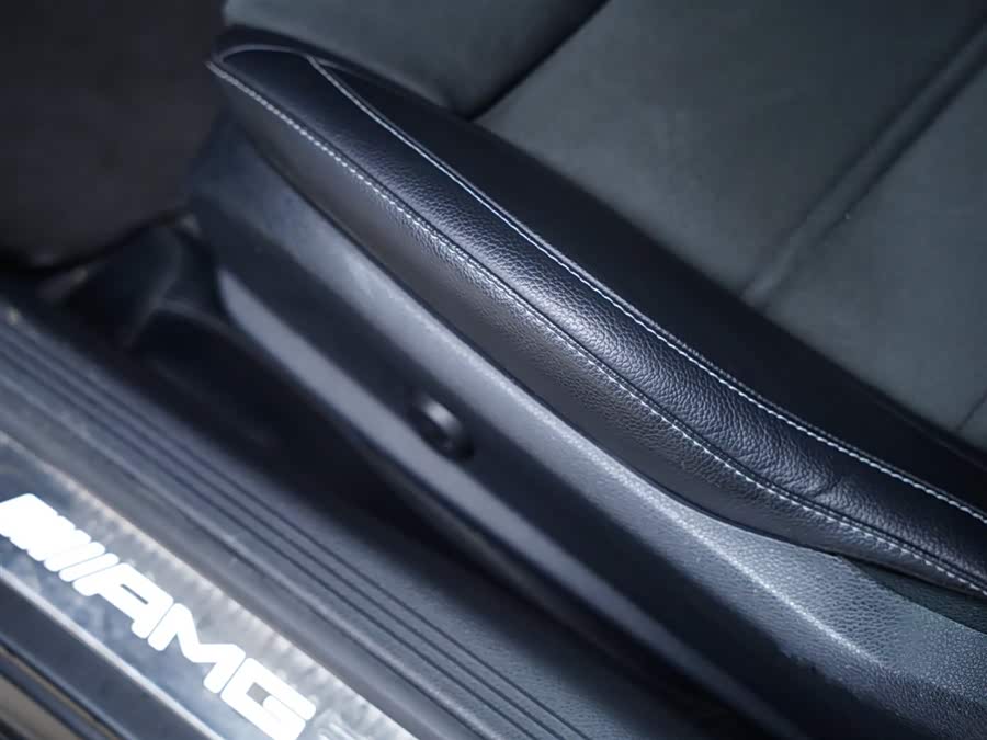 Mercedes-Benz C AMG 2021 car image #38