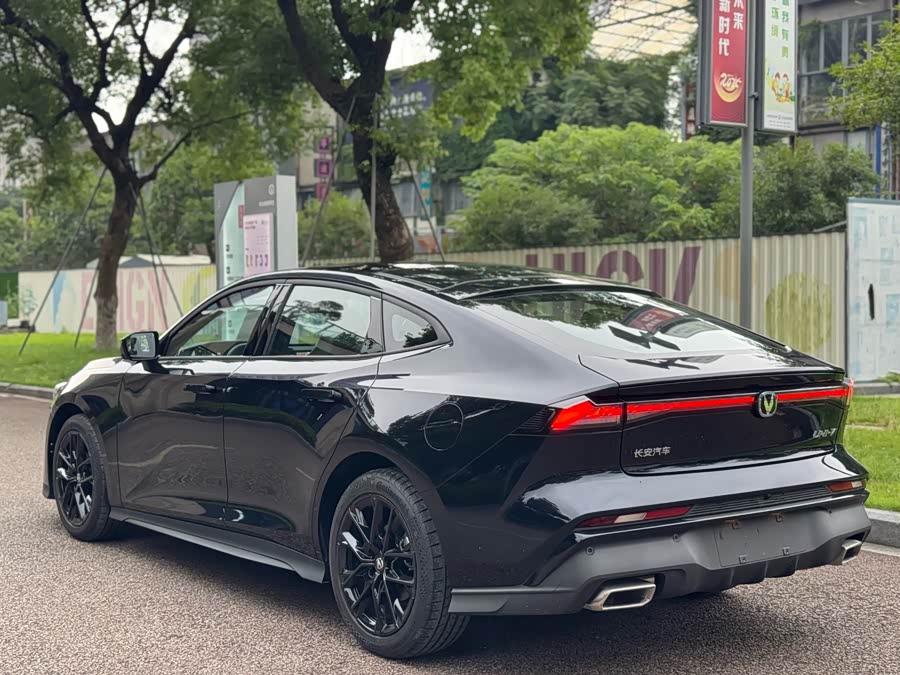 Changan UNI-V 2025 car image #38