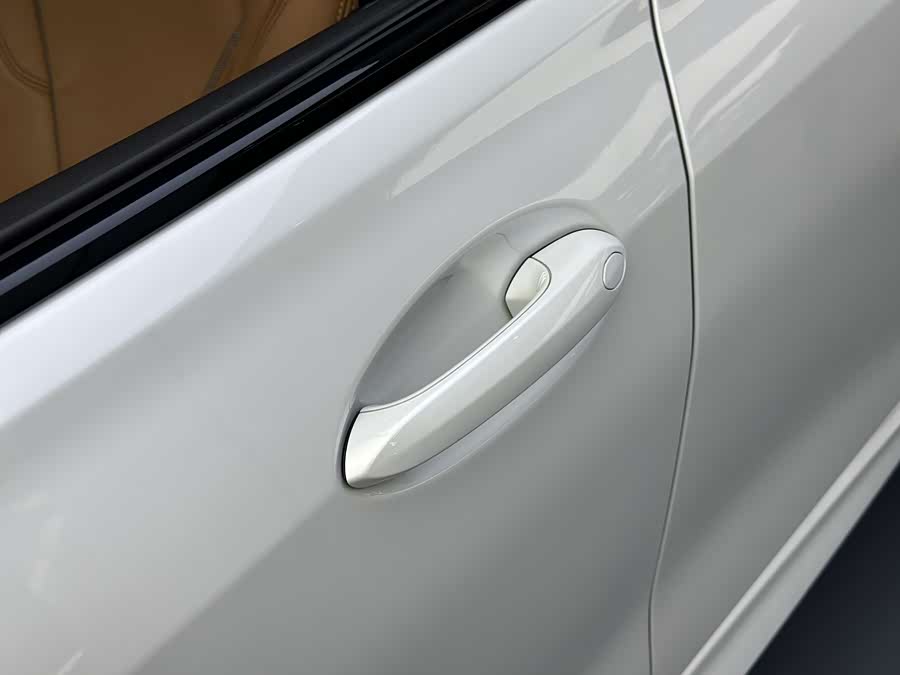 BMW 6 Series GT 2022 immagine di auto #38