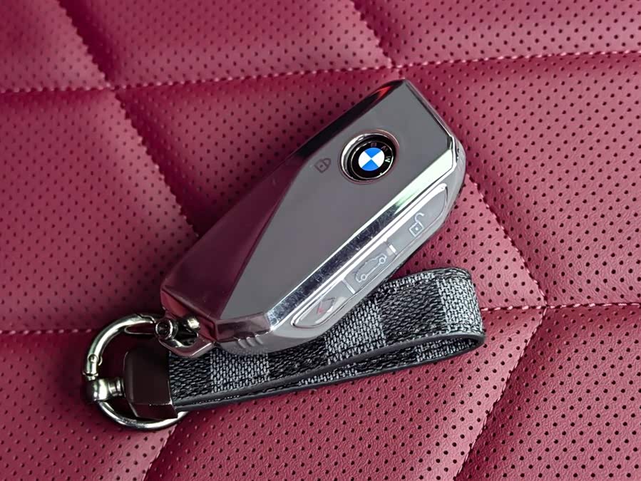 BMW 5 Series 2025 car image #38