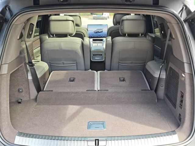 Denza N9 2025 #38 Denza N9 2025 car image #38