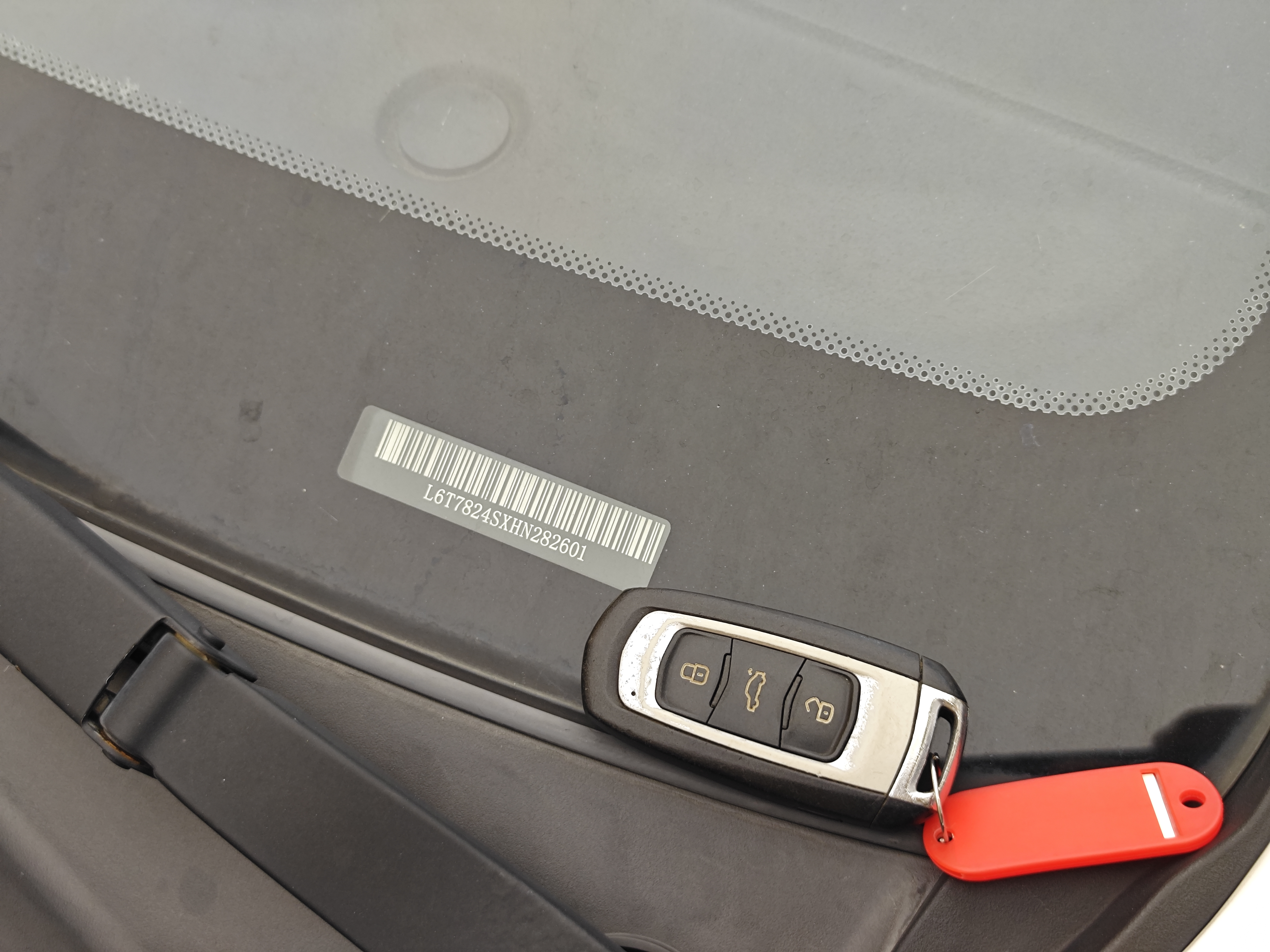 GEELY Emgrand 2018 car image #38