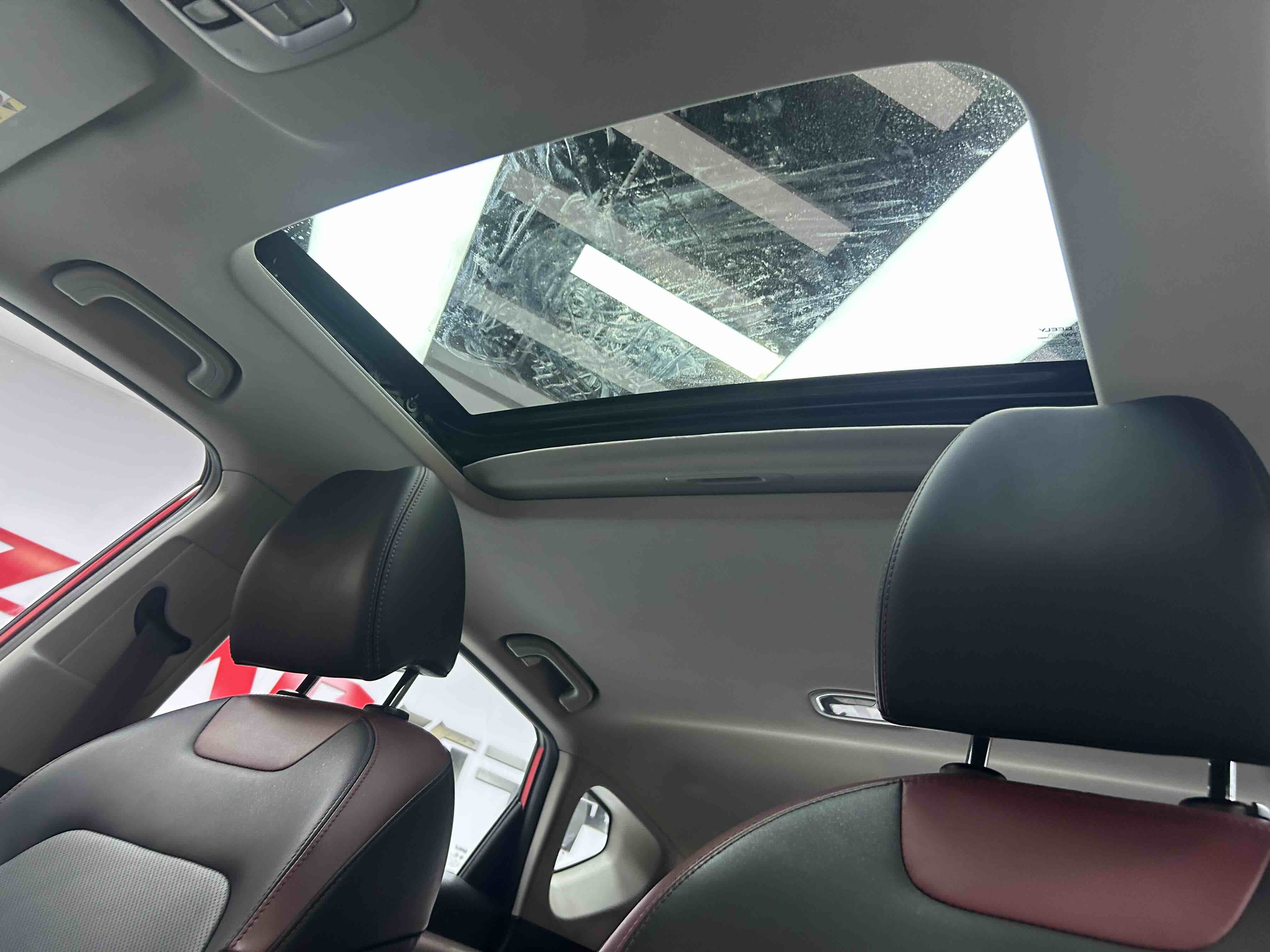 GEELY Coolray 2020 #38 GEELY Coolray 2020 car image #38