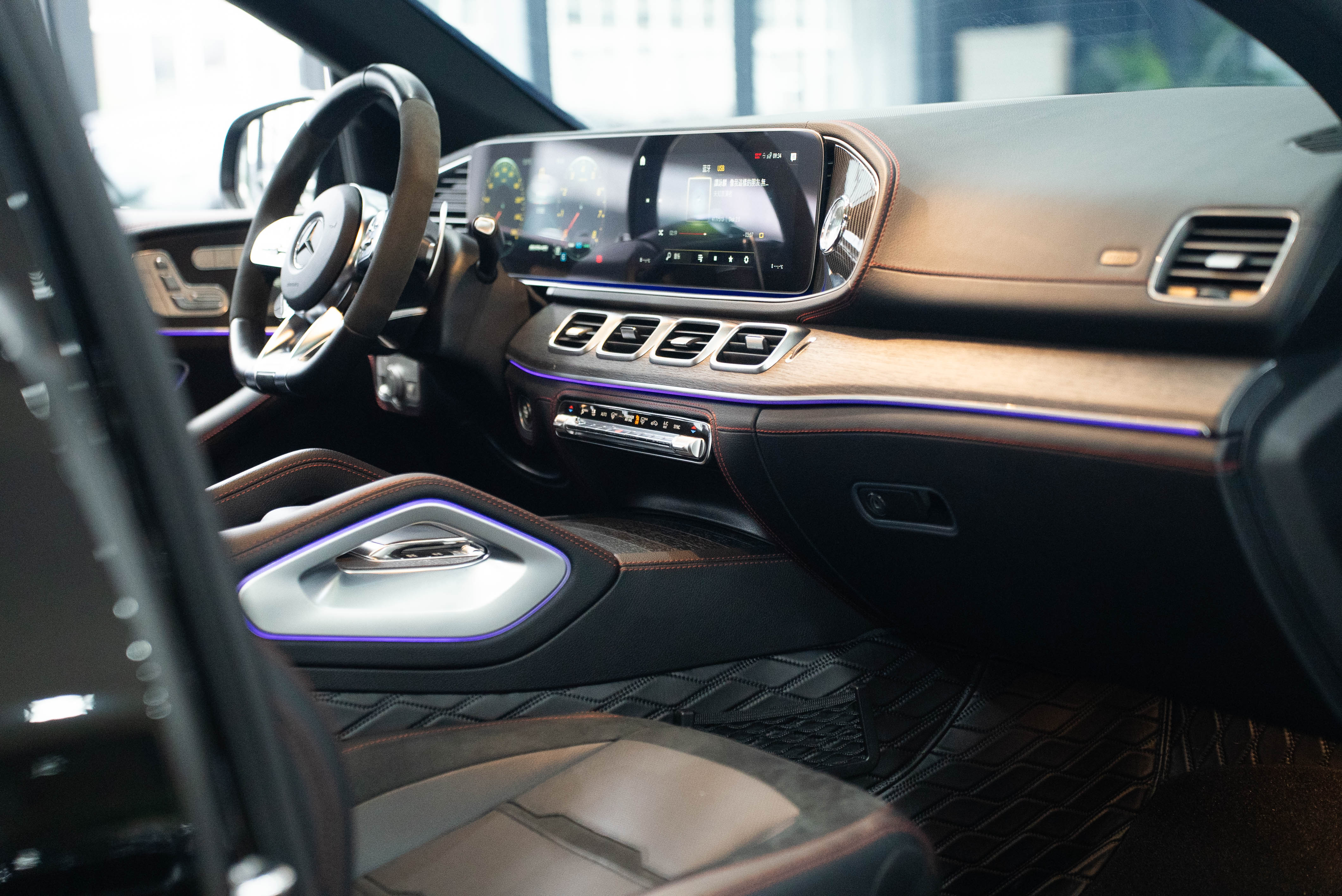 Mercedes-Benz GLE Coupe AMG 2022 car image #38