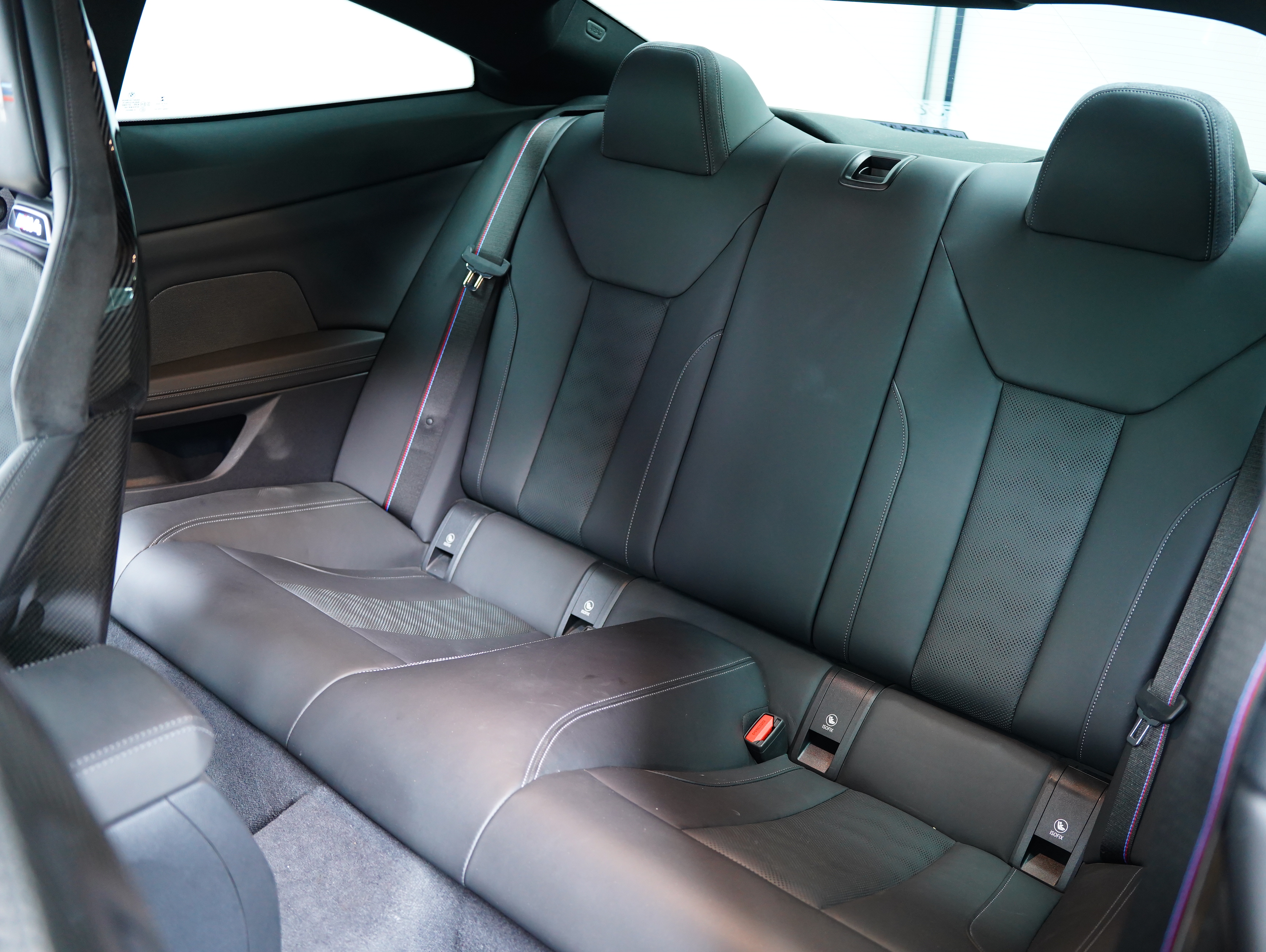 BMW M4 2023 car image #38