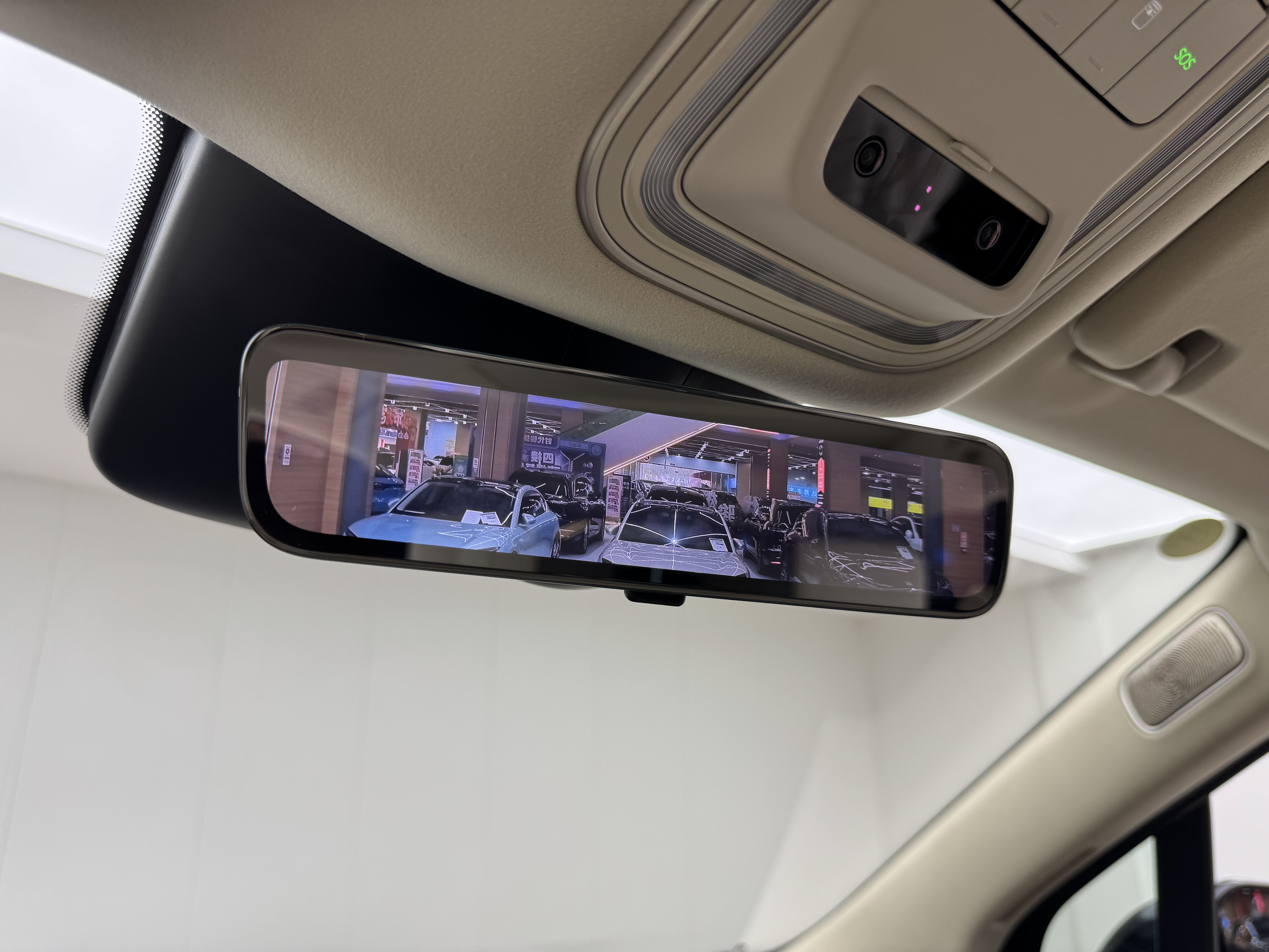 蔚来 蔚来ES8 2025 汽车图片 #38