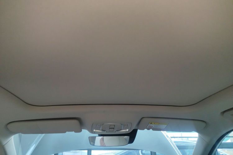 Roewe D5X DMH 2025 imagem de carro #38