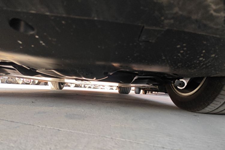 特斯拉 Model Y L 2025 汽车图片 #38