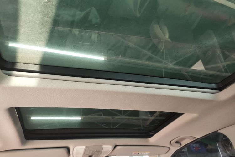 Mercedes-Benz GLK Class 2015 car image #38