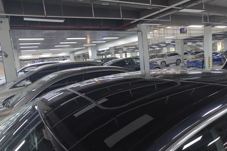 Volkswagen Passat 2018 car image #38