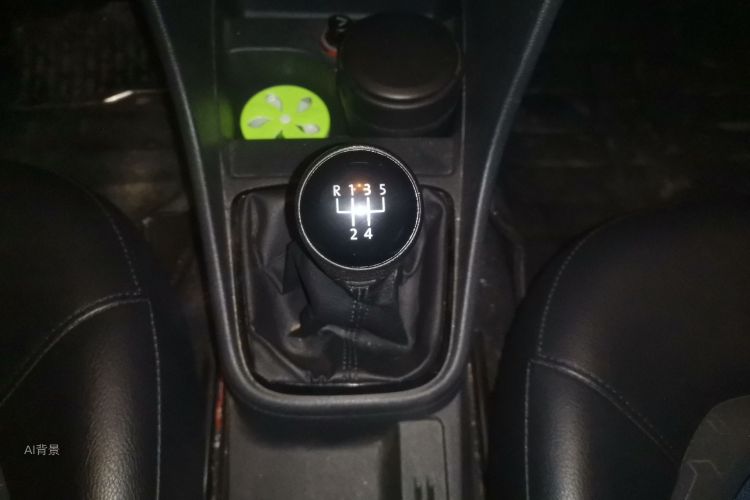 Volkswagen Santana 2015 car image #16