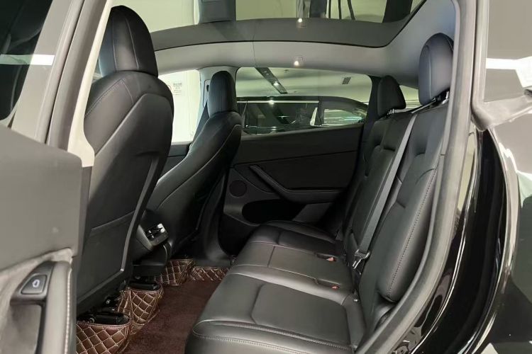 Tesla Model Y 2021 #13 Tesla Model Y 2021 car image #13