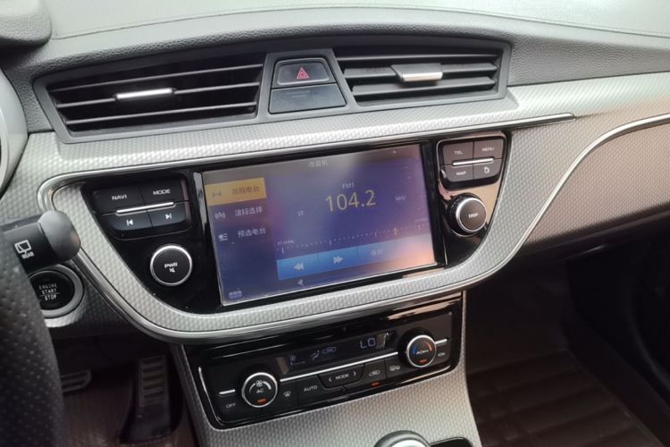 GEELY Emgrand GS 2016 #13 GEELY Emgrand GS 2016 immagine di auto #13