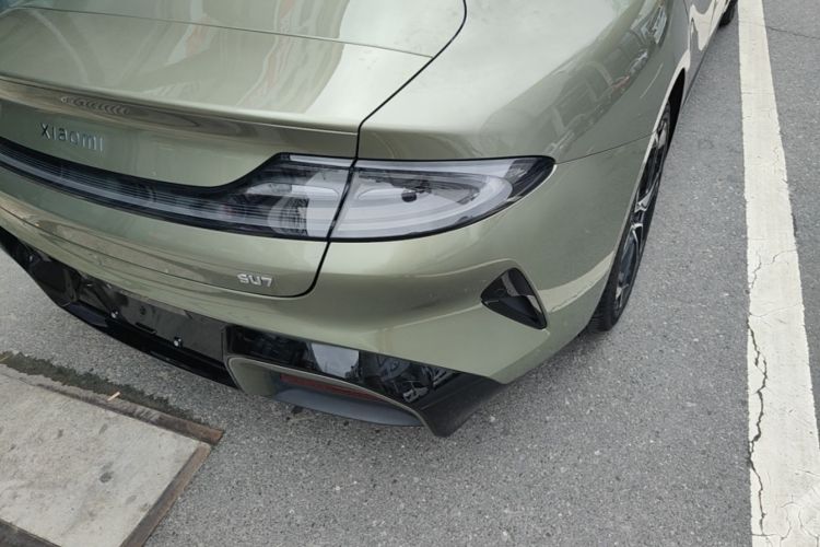 MI SU7 2025 car image #8
