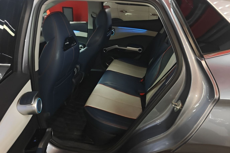 BYD Yuan Plus 2022 immagine di auto #17