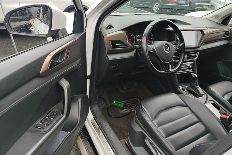 Volkswagen Tharu 2022 #16 Volkswagen Tharu 2022 immagine di auto #16