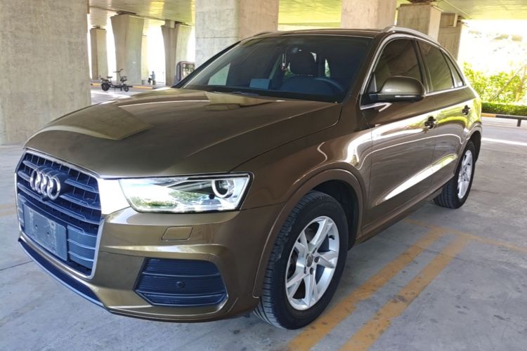Audi Q3 2017 car image #2
