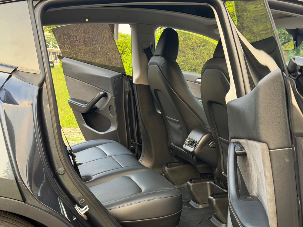 Tesla Model Y 2024 #19 Tesla Model Y 2024 car image #19