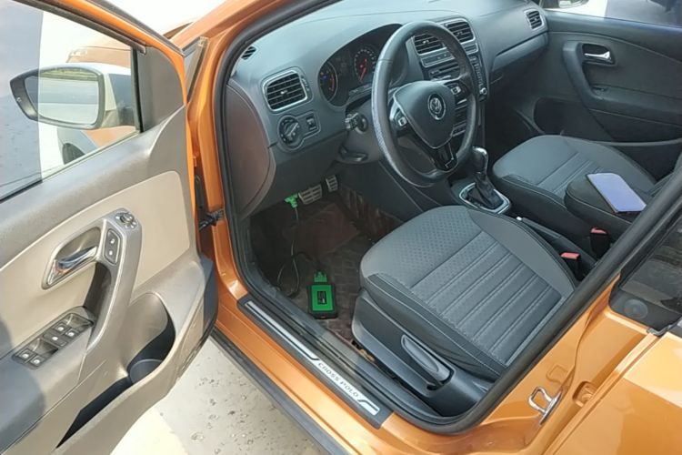 Volkswagen Polo 2016 #16 Volkswagen Polo 2016 car image #16