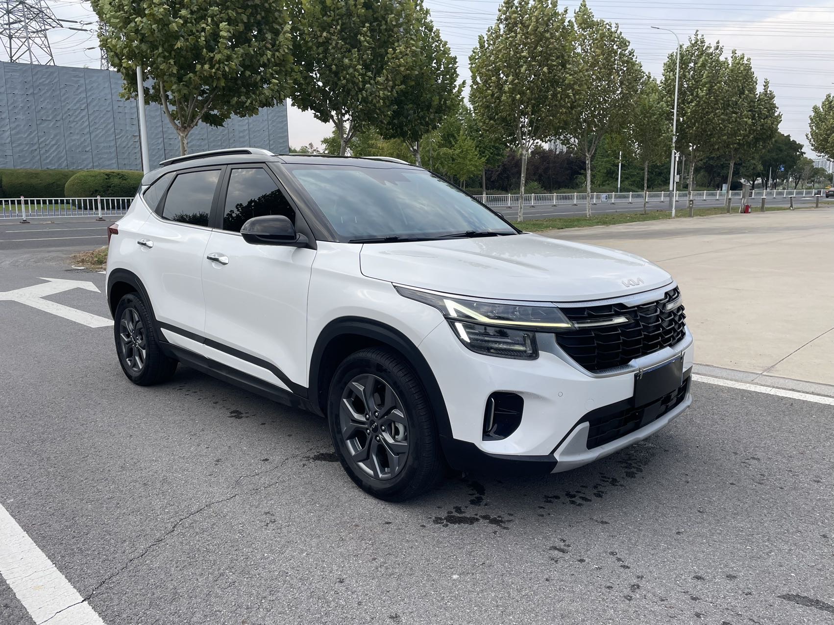 Kia Seltos 2023 imagem de carro #2