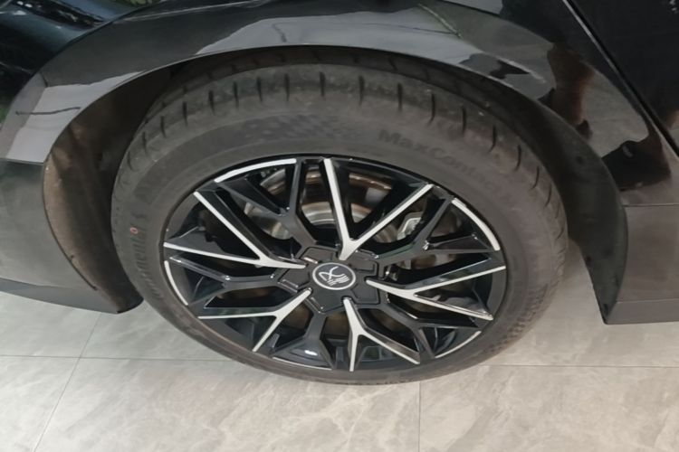 BYD Han 2024 car image #10