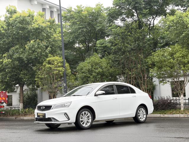 GEELY Emgrand 2021 #16 GEELY Emgrand 2021 car image #16