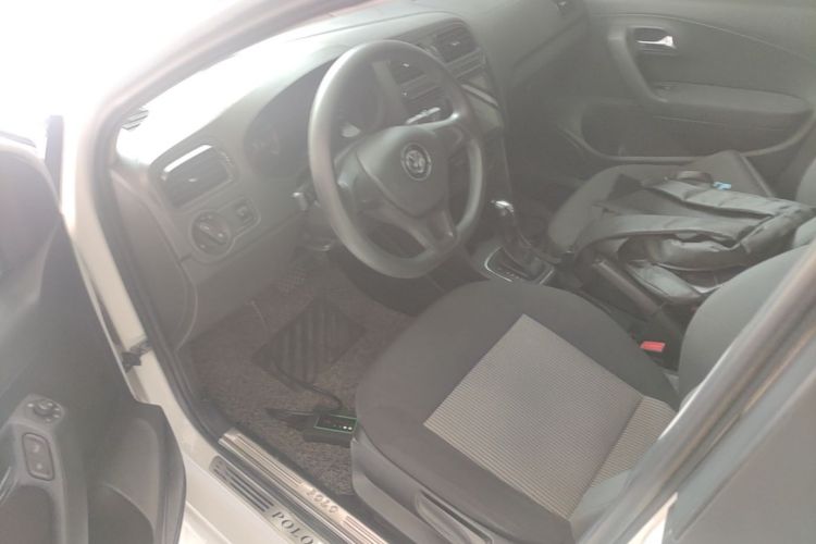 Volkswagen Polo 2016 #15 Volkswagen Polo 2016 car image #15