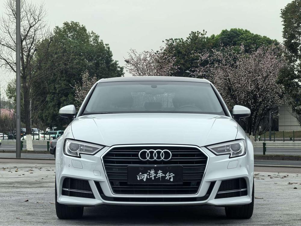 Audi A3 2019 #2 Audi A3 2019 صورة سيارة #2