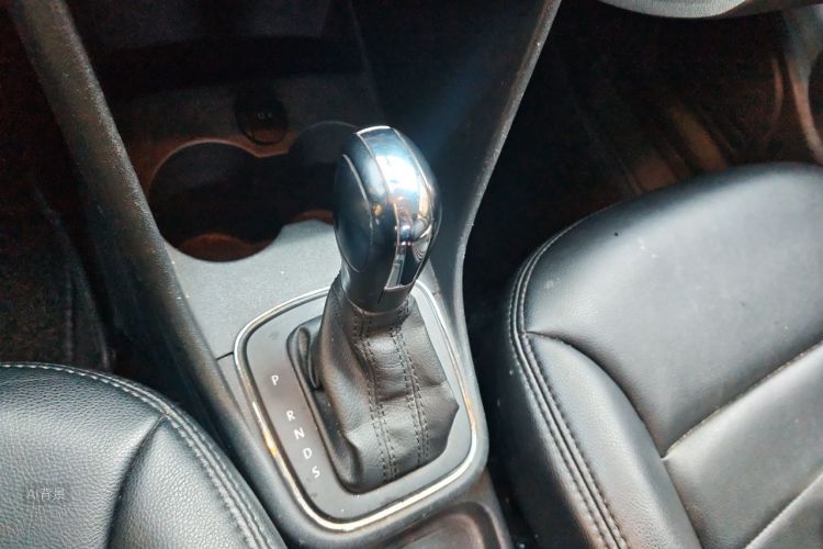 Volkswagen Polo 2016 #17 Volkswagen Polo 2016 car image #17
