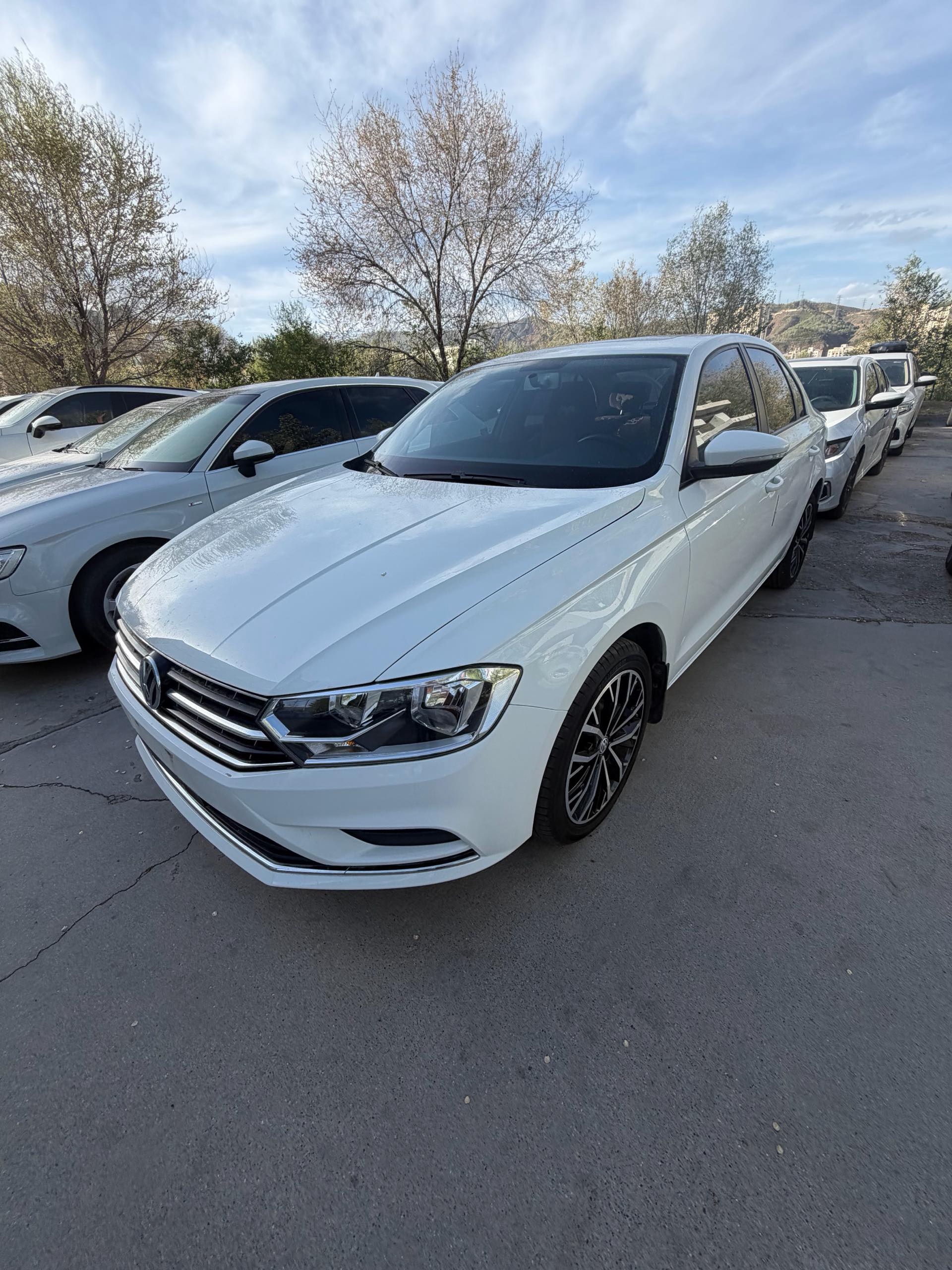 Volkswagen Bora 2019 car image 