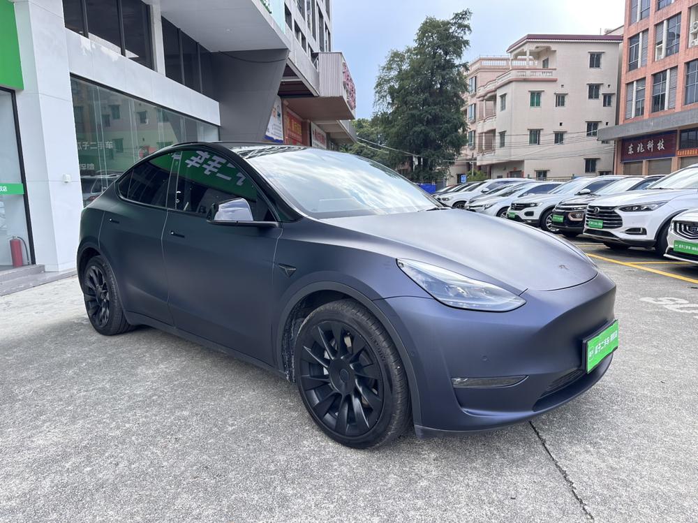 Tesla Model Y 2021 car image #3
