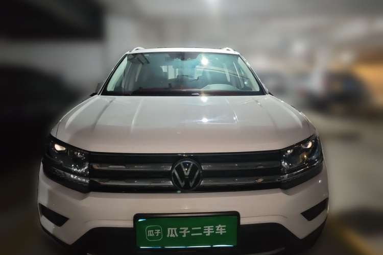Volkswagen Tharu 2022 car image #3