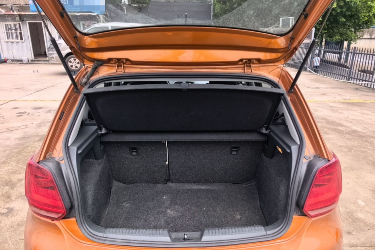 Volkswagen Polo 2016 #19 Volkswagen Polo 2016 car image #19