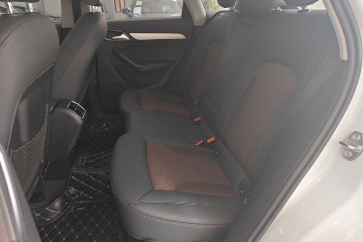 Audi Q3 2019 #17 Audi Q3 2019 car image #17