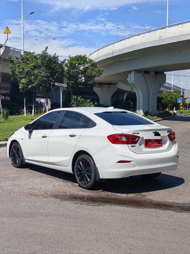 Chevrolet Cruze 2019 #7 Chevrolet Cruze 2019 car image #7