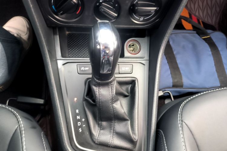 Volkswagen Lavida 2019 #14 Volkswagen Lavida 2019 car image #14
