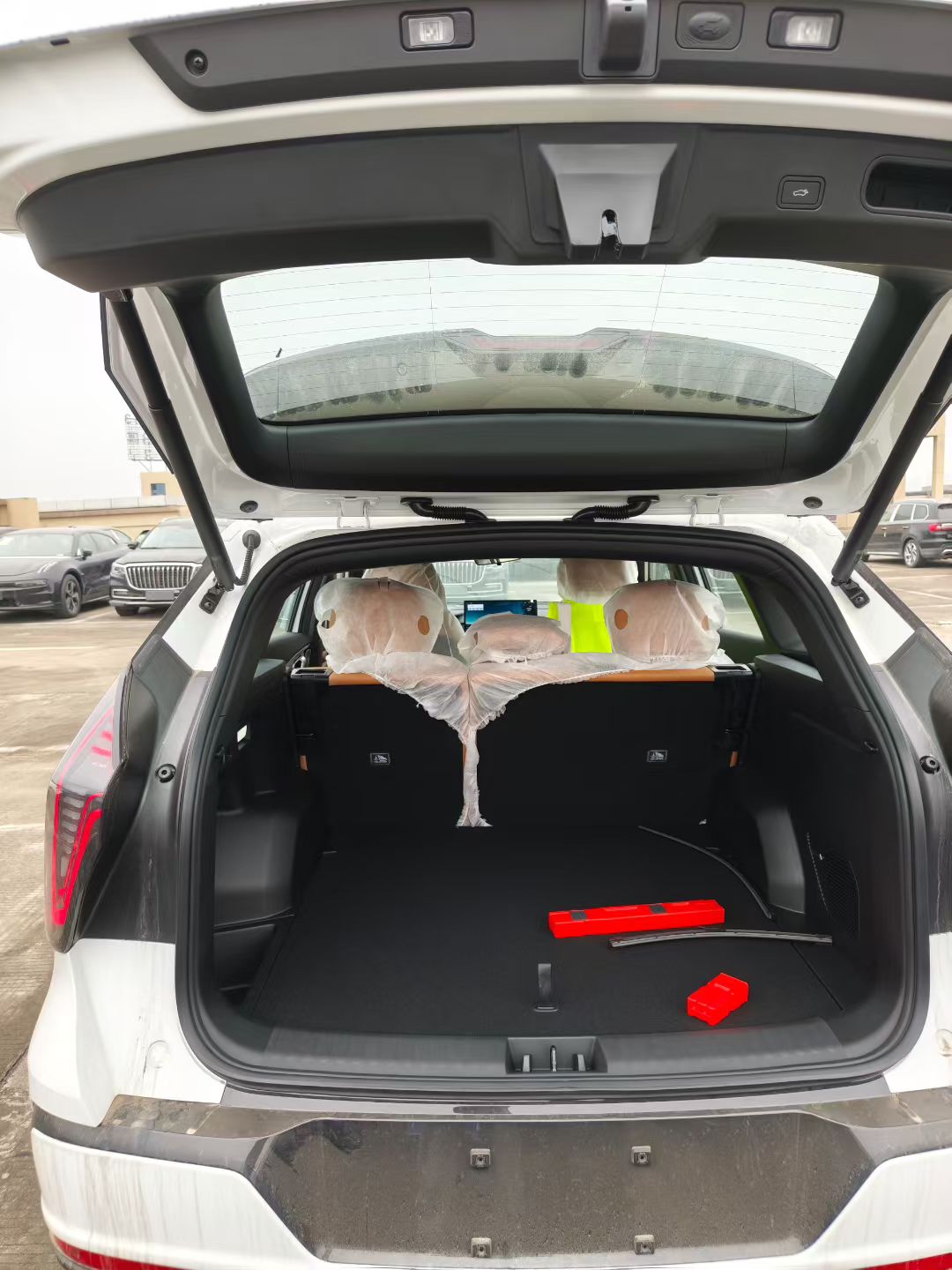 GEELY Boyue L 2026 car image #5