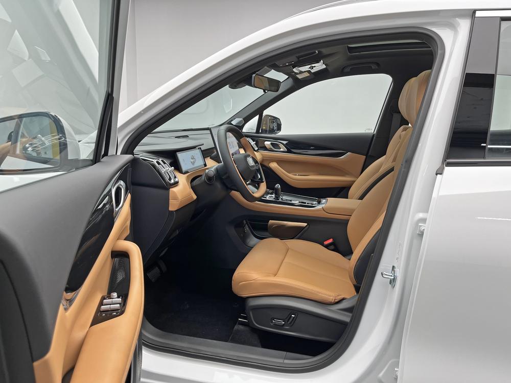 GEELY Boyue L 2026 #17 GEELY Boyue L 2026 car image #17