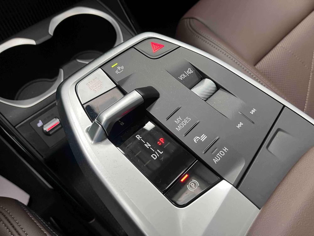 BMW X1 2023 car image #20