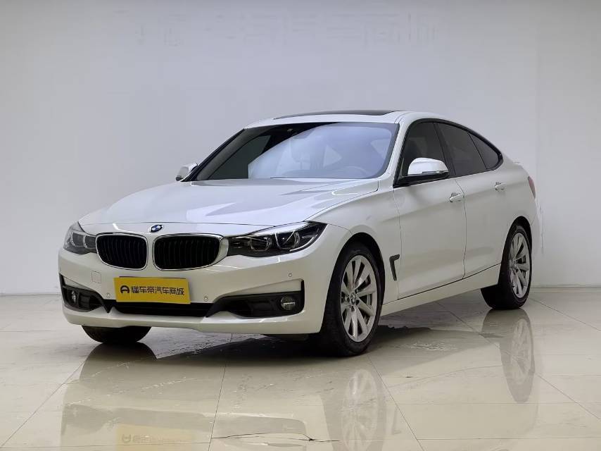 BMW 3 Series GT 2018 BMW 3 Series GT 2018 car image